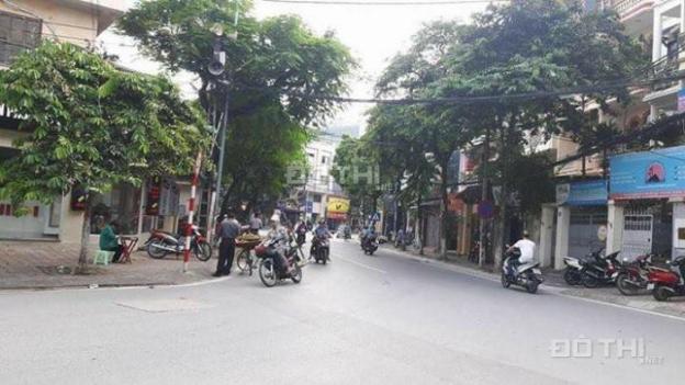 Bán Nhà Mặt Phố Lý Nam Đế 50m2x3 Tầng, Mặt Tiền 2.4m Giá 11 tỷ. Vị Trí Đẹp, Kinh Doanh Đỉnh 14540190