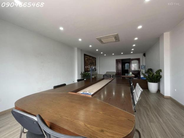 Bán tòa nhà Văn phòng 6 tầng thang máy mặt phố Nguyễn Văn Cừ, quận Long Biên. 14544014
