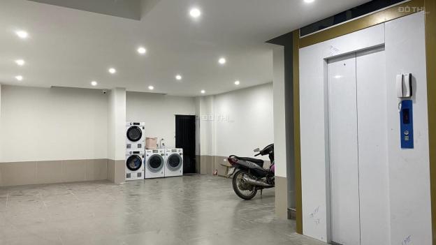 Bán gấp tòa nhà CCMN phố Mỹ Đình, Từ Liêm, DT: 110m2, xây 8 tầng,dòng tiền 2 tỷ/năm giá nhỉnh 20 tỷ 14559778