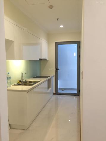 Chính chủ tôi cho thuê CHCC Vinhomes Nguyễn Chí Thanh 2PN, đủ đồ nội thất. LH đt 0344529391 xem nhà 14562621