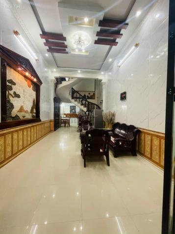 Cho thuê nhà riêng 3 tầng tại ngõ Kiều Sơn, Văn Cao - Oto tải đỗ tận cửa 14566315