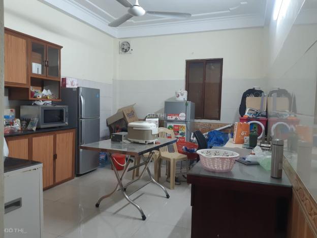 Cần bán nhà ở 184 đê trần khát chân.55m2,4 tầng,5 tỷ sổ đỏ nở hậu 14567287