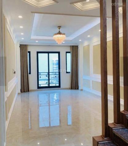 Cần bán gấp nhà 45 Võ Chí Công, 50m2, 5 tầng, 4 mặt tiền, 6,05 tỷ. 14571891