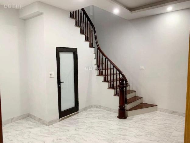 Chính chủ bán nhà 204 Trần Duy Hưng lô góc 3 thoáng, 40m2, 5 tầng, 5,8 mặt tiền, 4,9 tỷ. 14572052