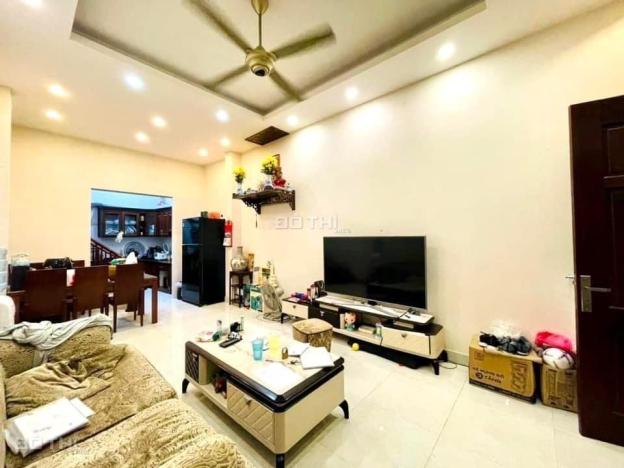 LÔ GÓC - CHỦ TỰ XÂY - NỘI THẤT ĐẸP, TOÀN GỖ LIM - NỞ HẬU.  Hai Bà Trưng, - Lê Thanh Nghị 45m, 4T, 14576217