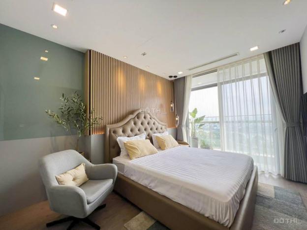 Cho thuê căn Vinhomes Central Park 4pn, 188m2 trang bị đầy đủ nội thất sang trọng 14576431