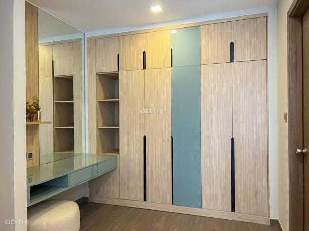 Cho thuê căn Vinhomes Central Park 4pn, 188m2 trang bị đầy đủ nội thất sang trọng 14576431