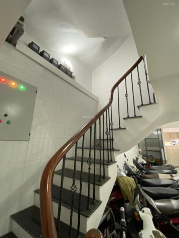 Sang nhượng căn nhà 7 tầng Trần Quang Diệu, Kinh doanh, văn phòng, ở. Dt 65m2, mặt tiền 6.2m, Gara 14578815