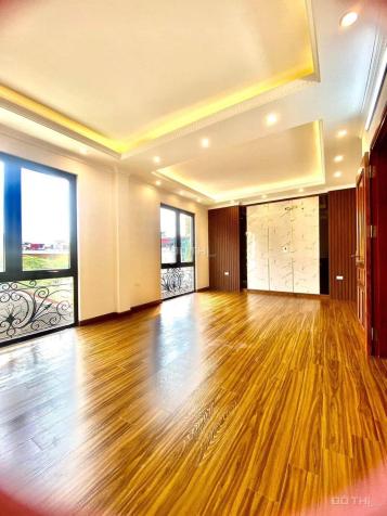 Nhà ngay sát Phố- xây mới 8 tầng thang máy, mặt tiền rộng- gần ngay Phố giá hơn 10 tỷ 14583376