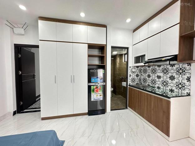 Bán nhà mặt phố Phạm Văn Đồng, Diện tích 61m2x5T, dòng tiền khủng, ví trí đắc địa, Lh 0979873628 14586464