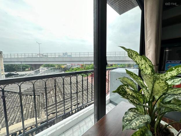 Bán nhà mặt phố Phạm Văn Đồng, Diện tích 61m2x5T, dòng tiền khủng, ví trí đắc địa, Lh 0979873628 14586464