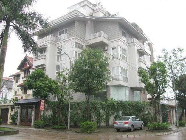 Bán biệt thự ở Bưởi, LÔ Góc siêu mới 6 tầng, thang máy cao cấp, oto để trong nhà 14589374