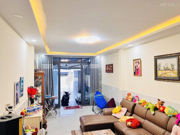 Chuyển chổ ở cần bán nhanh nhà 2 tầng nằm gần Chợ Ngọc Hiệp. Đường 2 ô tô né nhau 14590664