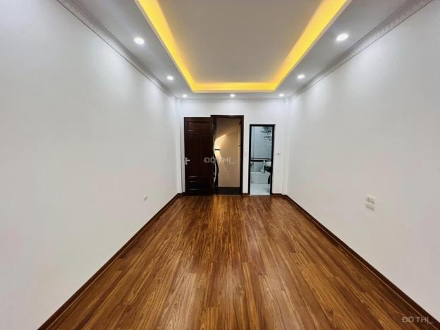 NHÀ 5 TẦNG  XÂY MỚI_LÔ GÓC _ NGAY NÚT GIAO Đ.LA THÀNH + P. HOÀNG CẦU  _ CÁCH ĐƯỜNG Ô TÔ 10M_4TỶ. 14591167