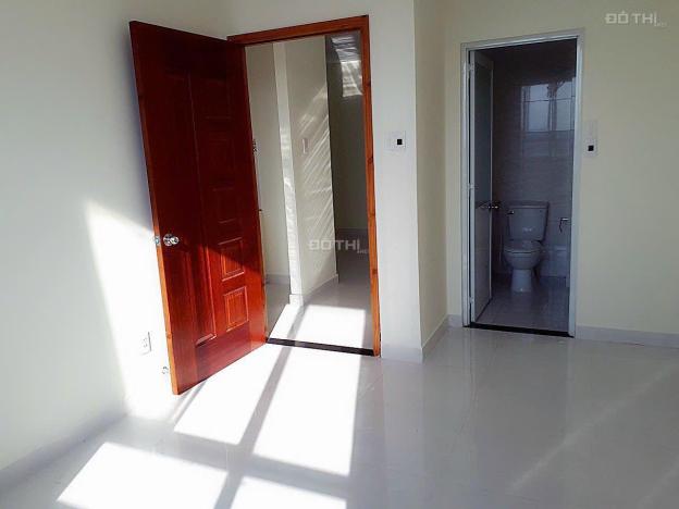 🌹🌹🌹 8tr/tháng - CC Bông Sao B P5 Q8 –  2PN 60m2 gần trường TH Hoàng Minh Đạo, có sẵn máy lạnh 14592193