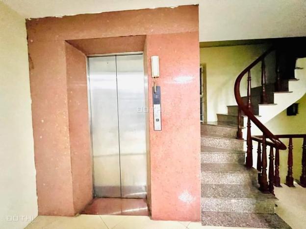 Bán nhà phố Lạc Trung.Hai Bà Trưng. 68m. 7 tầng. Mt 5m.giá chỉ 12 tỷ. Thang máy. Kinh doanh. Gara. 14595404