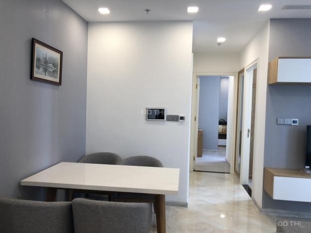 Cho thuê căn hộ chung cư tại Dự án Vinhomes Golden River Ba Son, Quận 1, Hồ Chí Minh diện tích 70m2 14597730