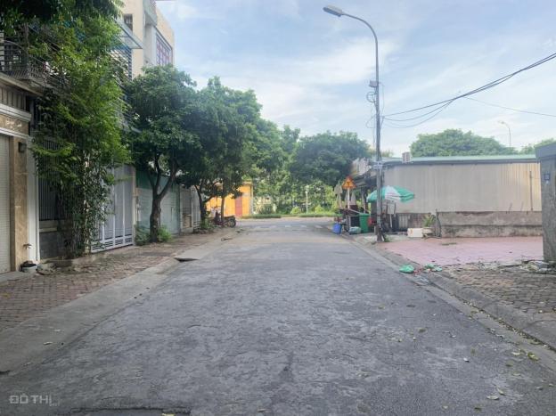 Bán gấp 96m2 giá rẻ khu đấu giá Tầm Dâu, Việt Hưng, Long Biên 14598384