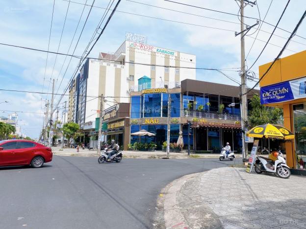 Bán góc cafe  2 mặt tiền Đường 3/2 gần Vincom Diện tích : 16.5x30m  đang kinh doanh vị trí siêu tố 14604663