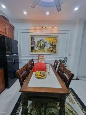 Cần bán gấp nhà ngõ 210 Hoàng Quốc Việt 50m2, 6T, đẹp về ở ngay, tặng nội thất, hơn 7 tỷ 14612498