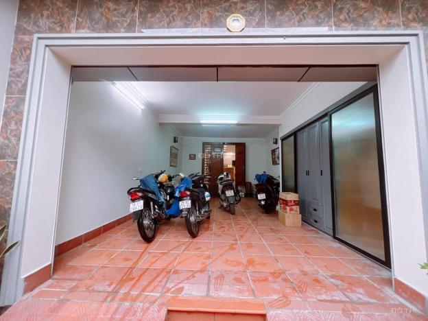 Cần bán bớt 1 nhà phân lô phố Nguyễn Khánh Toàn, 74m2, gara oto, ngõ thông, giá bán 12.3 tỷ 14612913