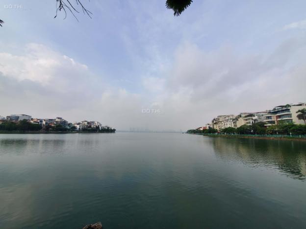 Cả gia đình quyết định bán căn nhà mặt phố Quảng An-Tây Hồ, 170m2, 6 tầng, giá bán 92 tỷ, sổ vuông 14613018