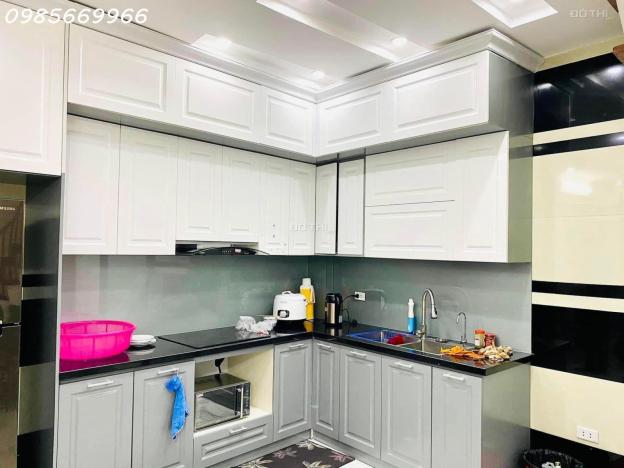 Nhà cực đẹp  Trần Quốc Hoàn, ngõ thông ,ở Sướng  50 m- nhinh 5 tỷ. ô tô 14614741