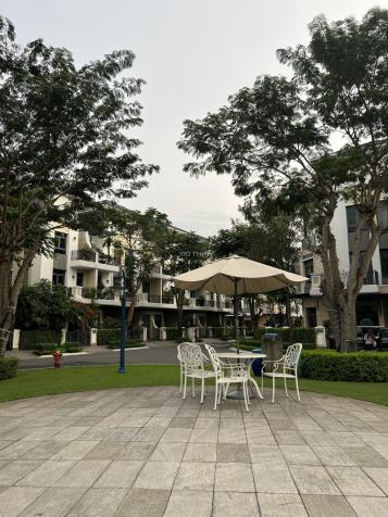 Bán nhà phố biệt thự Verosa Park Khang Điền ngang 5m,3 lầu chỉ 10.x tỷ Linh 0902514989 14594766