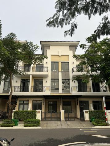 Bán nhà phố biệt thự Verosa Park Khang Điền ngang 5m,3 lầu chỉ 10.x tỷ Linh 0902514989 14594766