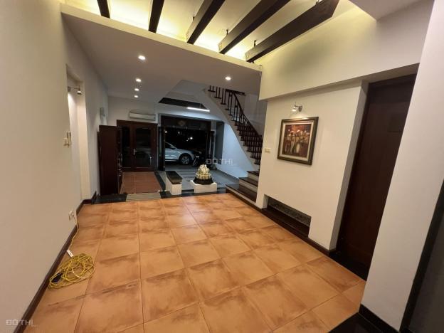 Bán nhà ngõ 10 Nguyễn Văn Huyên 85m2 4t đường 2 ô tô vỉ hè 20.5 tỷ nhà rất đẹp sẵn ở luôn 14630390