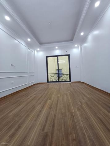 Bán nhà ngõ 79 Cầu Giấy, Ngõ Thông, DT35m2x5 tầng 1 tum Gần Hồ, Giá 5.25 tỷ 14637603