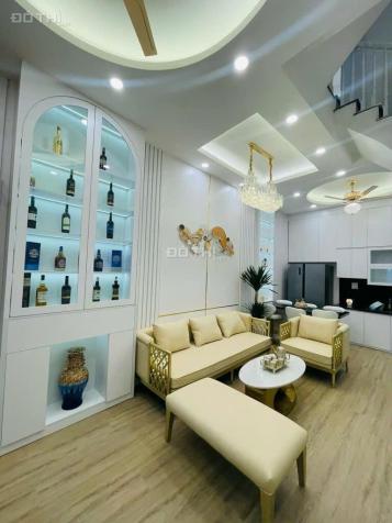 BÁN NHÀ TÂY SƠN, Ô TÔ ĐỖ CỬA, 15m RA PHỐ, FULL NỘI THẤT XỊN,46M 4Tầng 5.85Tỷ 14640416