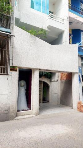 Cho thuê nhà hẻm 6m Thông Hoàng Sa 686A Cách Mạng Tháng 8, Tân Bình, 5x18m, sẵn máy lạnh 14645627