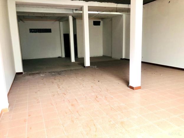 Cho thuê nhà mặt tiền Cộng Hòa, gần hoàng Hoa Thám, 8x25, DTSD 600m2 14647212