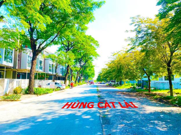 (Chỉ 1 căn duy nhất đường Muồng Tím 20m bán 10.7 tỷ), Phố Đông Village, DT 6x20m, 1 trệt 2 lầu, SHR 14650196