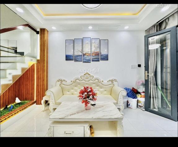 Cho thuê nhà mới có nội thất Huỳnh Văn Bánh, Phú Nhuận 14650272