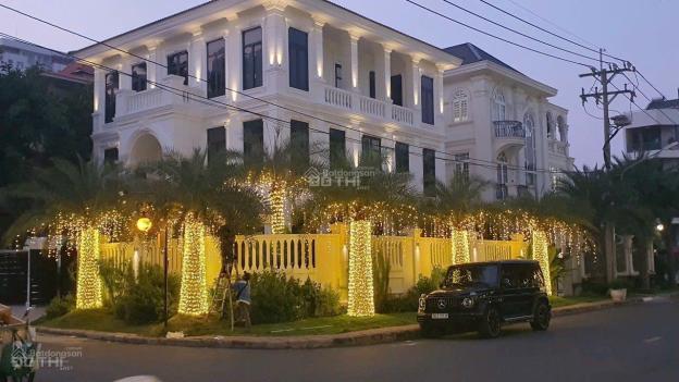 Biệt thự góc khu Mỹ Kim 2 - đường Nguyễn Bính - Phú Mỹ Hưng - Q. 7 giá 135 tỷ, em Trúc 0914 631 379 14650701