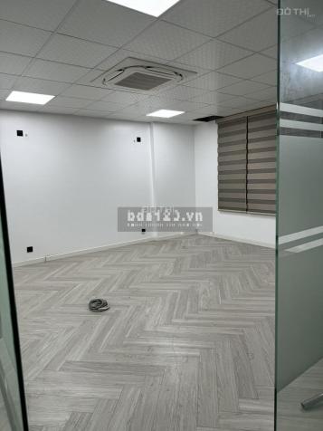 Cho thuê nhà Đội Cấn 7 tầng, thang máy làm phòng khám, trung tâm tiếng, SPA 14651121