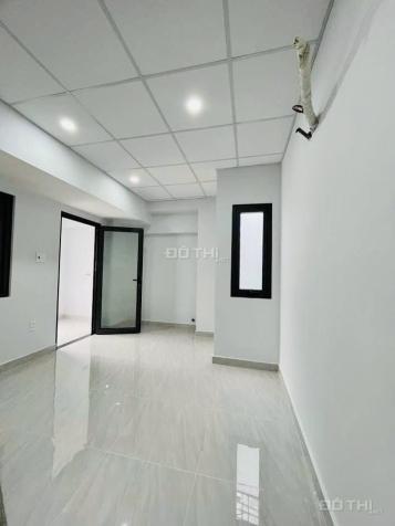 Cho thuê nhà mới đúc 3 tấm mặt tiền kinh doanh Lê Hồng Phong, Quận 10 14651389