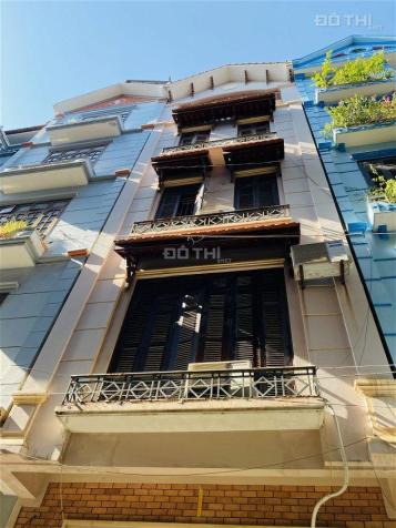 Gia đình bán nhà ngõ 79 Dương Quảng Hàm, 8 tầng, DT 60m2, 12 Full giá 12.45: 0961637026 14651557