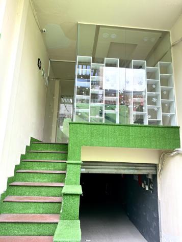 Cho thuê nhà số 157B Nguyễn Văn Thủ, quận 1, có hầm để xe, 6 phòng ngủ 14652698