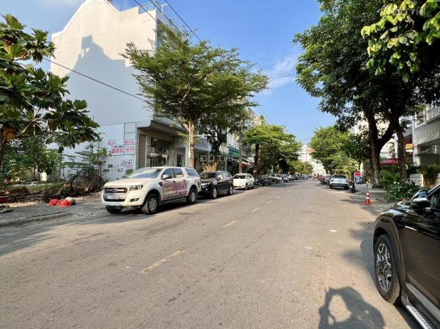 Nhà phố mặt tiền Đường Số 2 gần trường Võ Thị Sáu, Phú Mỹ Hưng cần bán 14655916