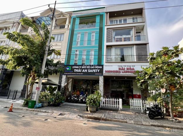 Chính chủ có căn nhà phố đang trống ở khu phố Hàn, Phú Mỹ Hưng cần bán 14656435