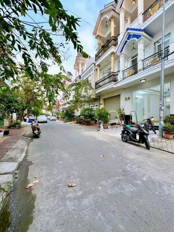 BÁN NHÀ 2 LẦU ĐƯỜNG B2 KHU DÂN CƯ HƯNG PHÚ , GẦN SIÊU THỊ GO GIÁ CHỈ 5,5 TỶ 14661780