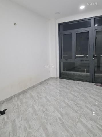 Nhà mặt tiền mới xây Huỳnh Văn Bánh đoạn gần giao Lê Văn Sỹ. 14666250