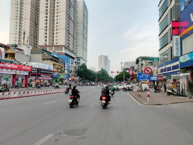 Bán nhà tập thể mặt phố, ngã tư Kim Đồng-Tân Mai, ô tô vào, 45m2 2PN cực đẹp. Giá 1,37 tỷ 14670239