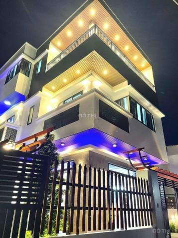 BIỆT THỰ HÓC MÔN sát thị trấn . Giảm mạnh 1.7 tỷ . 10.5 tỷ còn 8.8 tỷ không tl 14671631