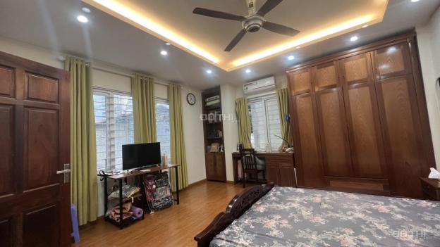 CẦN BÁN NHÀ TRẦN DUY HƯNG, 4 TẦNG, MẶT HỒ, ĐẮC ĐỊA, GARA, NGÕ THÔNG Ô TÔ, 90 M2, 26 TỶ 14677588