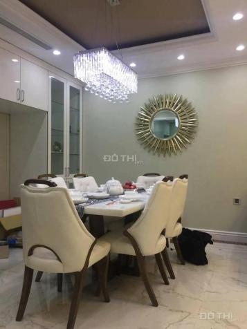 Chính chủ cho thuê chung cư Vinhomes Metropolis 29 Liễu Giai, 82m2 2PN đủ đồ mới 100%, có ảnh thật 14677667