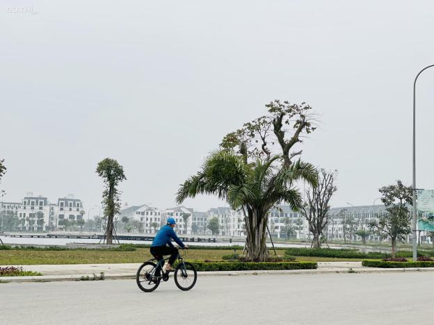 Bán lô liền kề mặt tiền 7,5m ngay gần hồ Hinode Royal Park 14680594